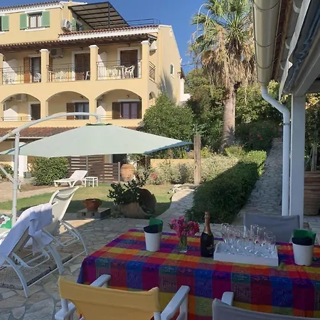 Eleni Fuer 20 Personen Auf Korfu Acharavi (Corfu)